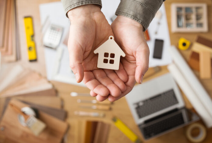 Выгоднее ли приобрести жилье в ипотеку или лучше оставаться в арендованном?